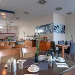 Courtyard By Marriott Dortmund 